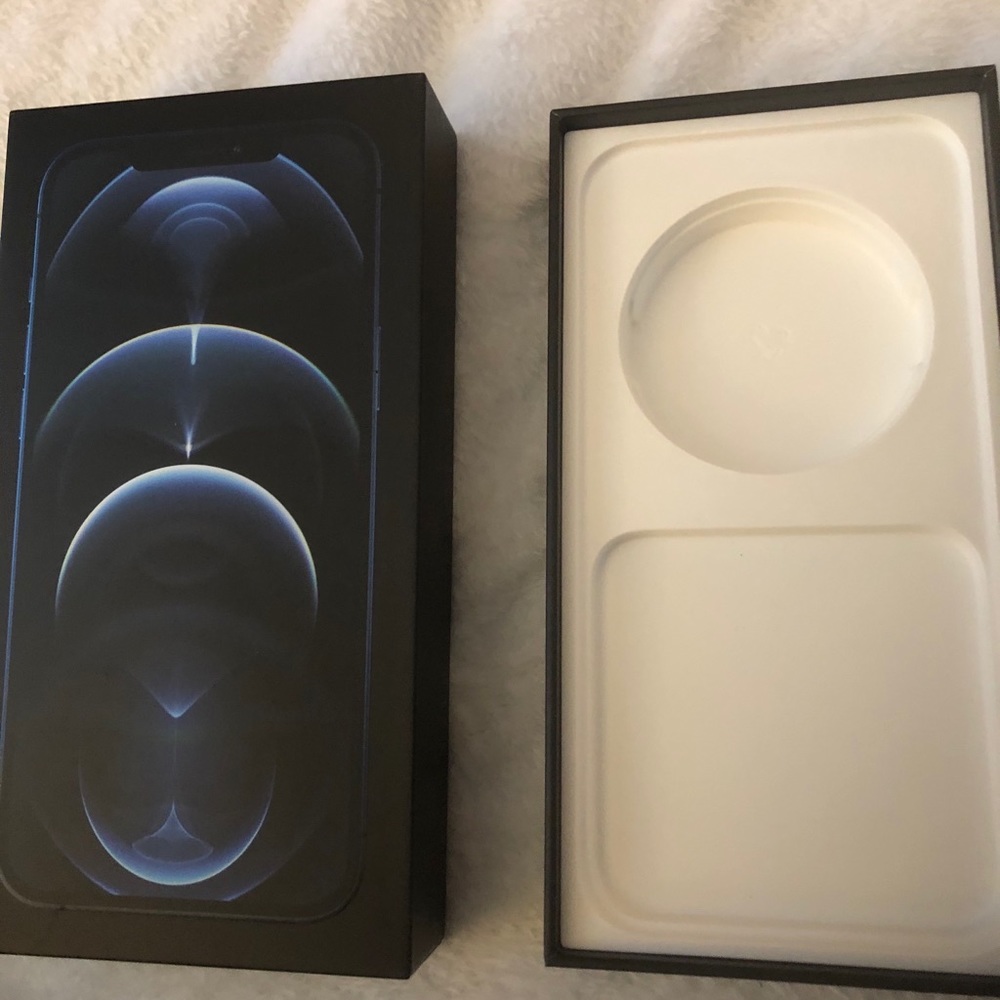 Iphone12 empty box blue
